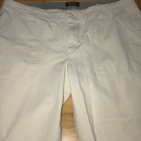 Eddie Bauer Cropped Tan Pants 10 - Picture 1 of 5